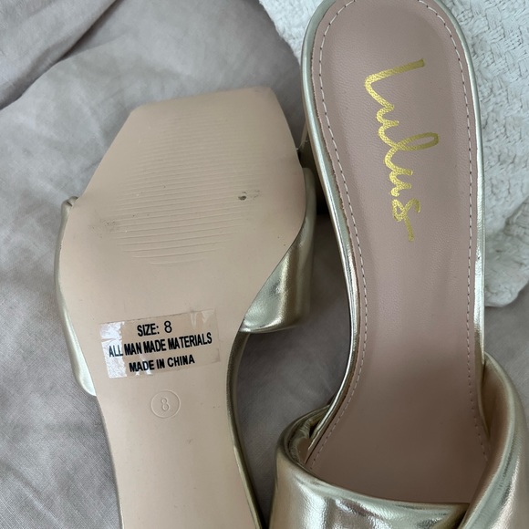 Lulus gold heels size 8 - Picture 7 of 7